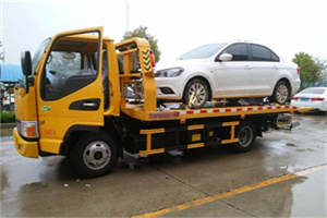 乌马河附近拖车救援24小时服务热线